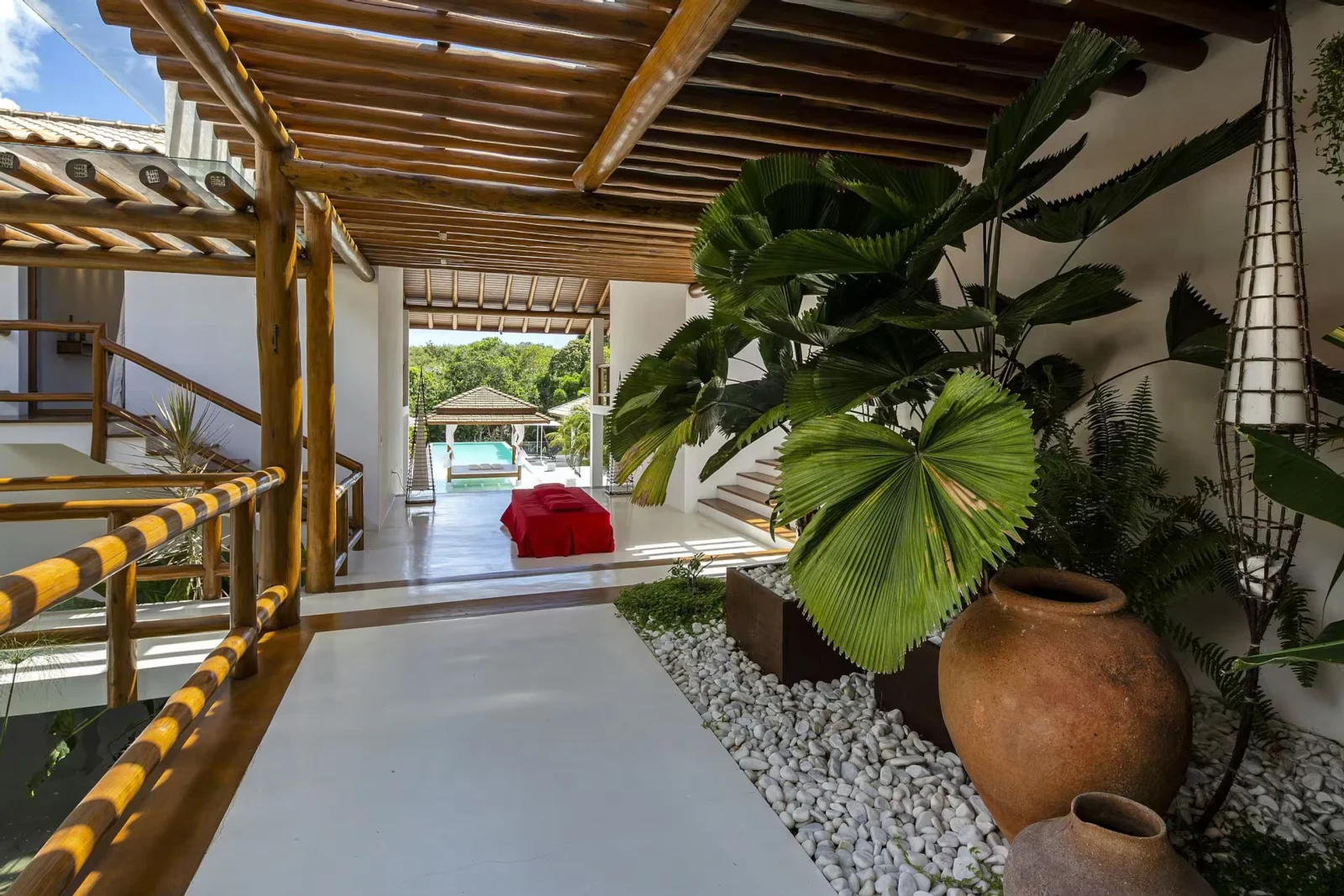 Varanda superior, mansão de luxo em Trancoso
